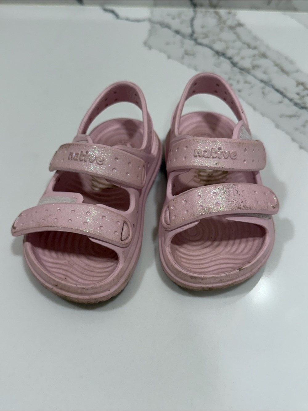 Native Shoes Kids Pink Glitter Hook-and-Loop Sandals